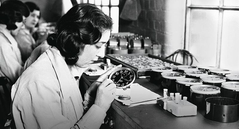 Radium-Contaminated Objects from the Radium Girls Era