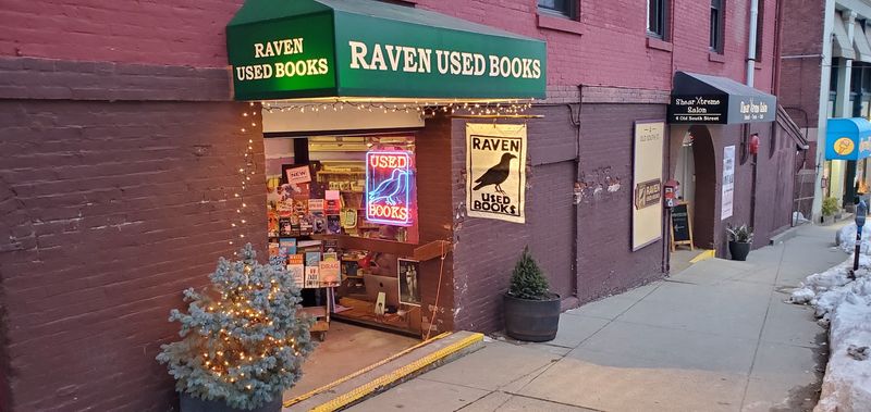 Raven Used Books, Cambridge