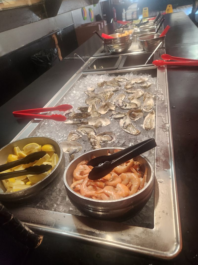 Raw Oysters for the Adventurous Raw Oysters for the Adventurous
