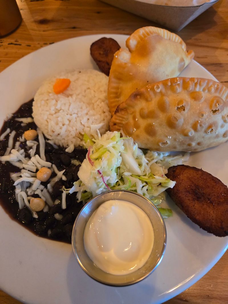 Republica Empanada, Mesa