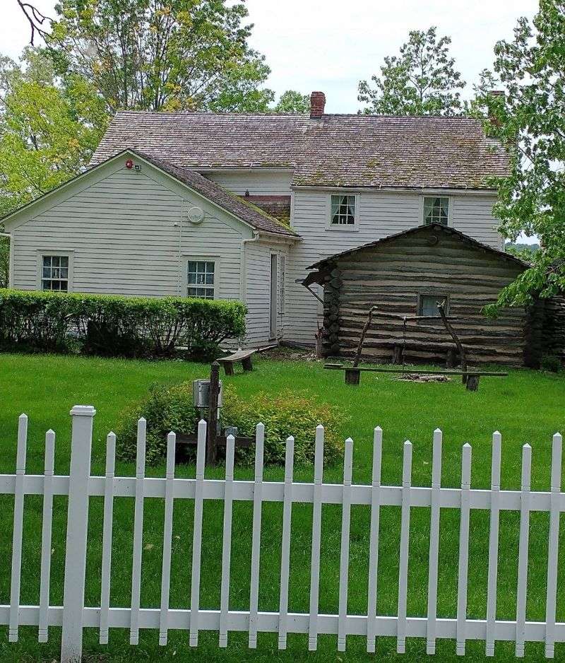 Restored Homes That Tell Personal Stories Restored Homes That Tell Personal Stories