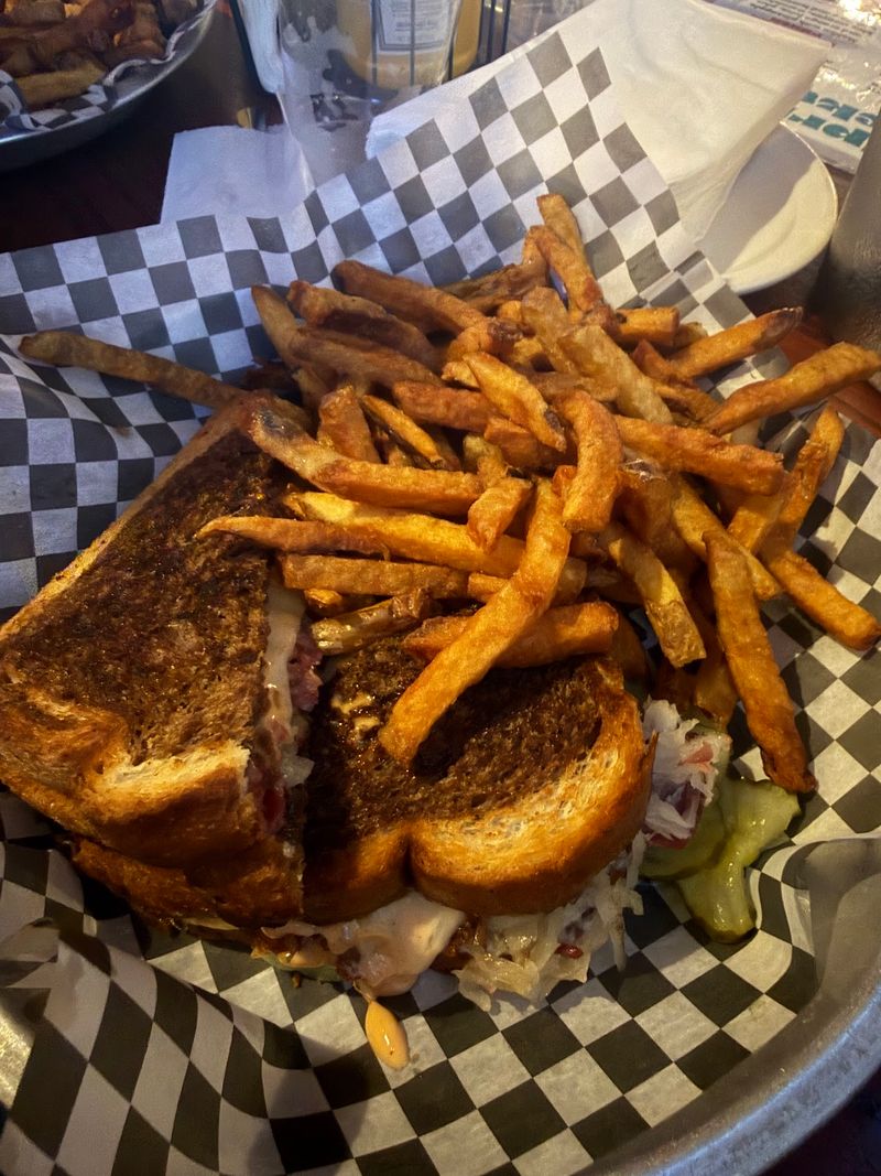 Reuben Sandwiches and Egg Rolls Worth a Detour