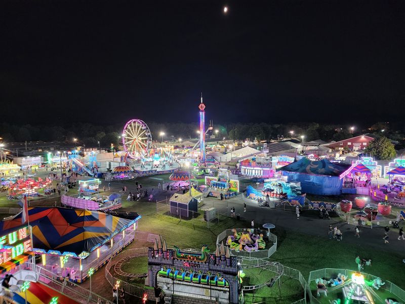 Rides, Games, And Kid-Friendly Momentum Rides, Games, And Kid-Friendly Momentum