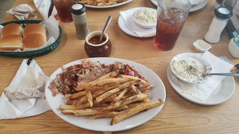 Ridgewood Barbecue, Bluff City