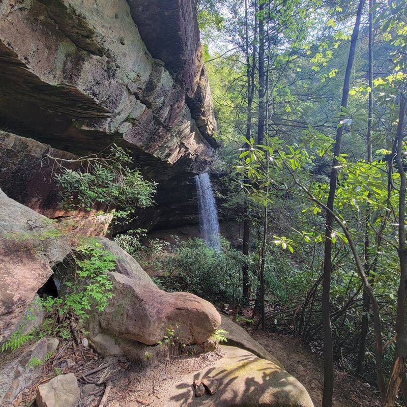 Rock Houses, Bluffs, and the Fun of Scrambling Rock Houses, Bluffs, and the Fun of Scrambling