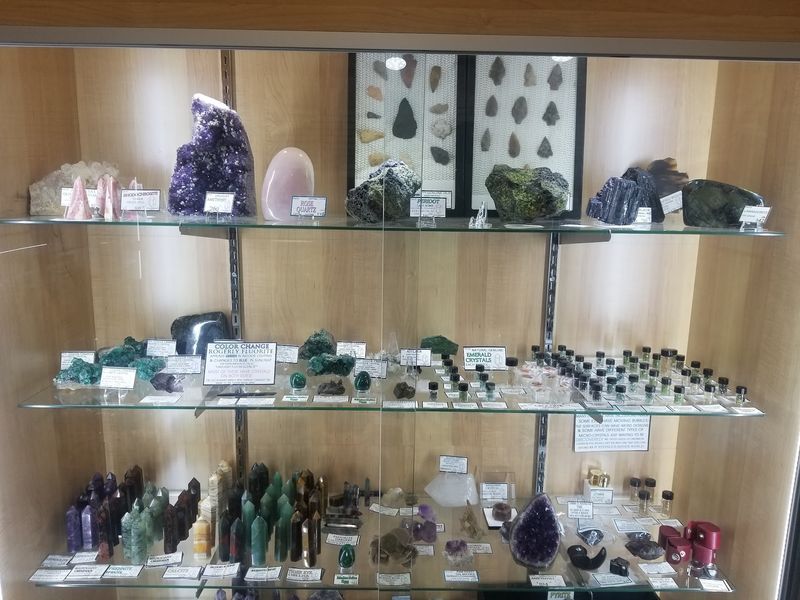 Rocks, Crystals, and the Mineral Gallery Rocks, Crystals, and the Mineral Gallery