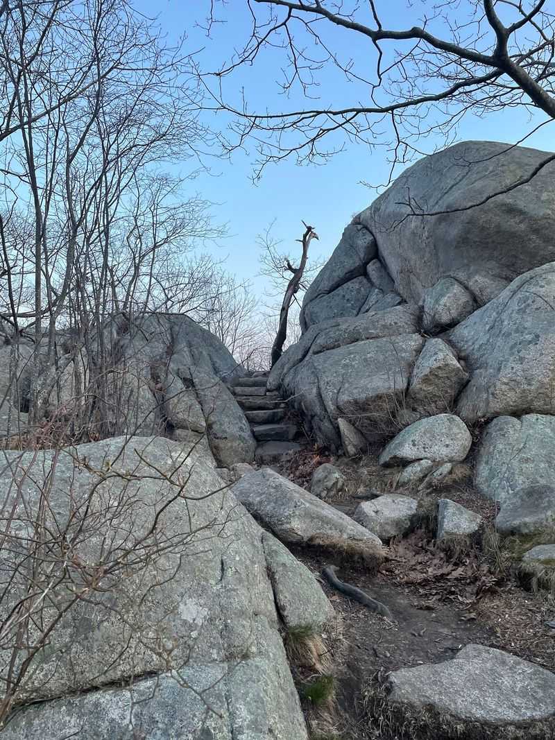 Rocks Made for Climbing and Exploring Rocks Made for Climbing and Exploring