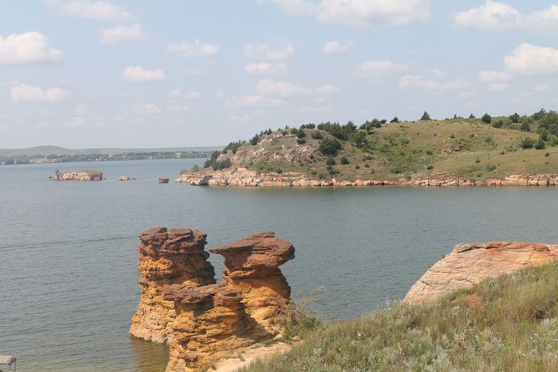 Rocky Shorelines That Redefine What Kansas Looks Like Rocky Shorelines That Redefine What Kansas Looks Like