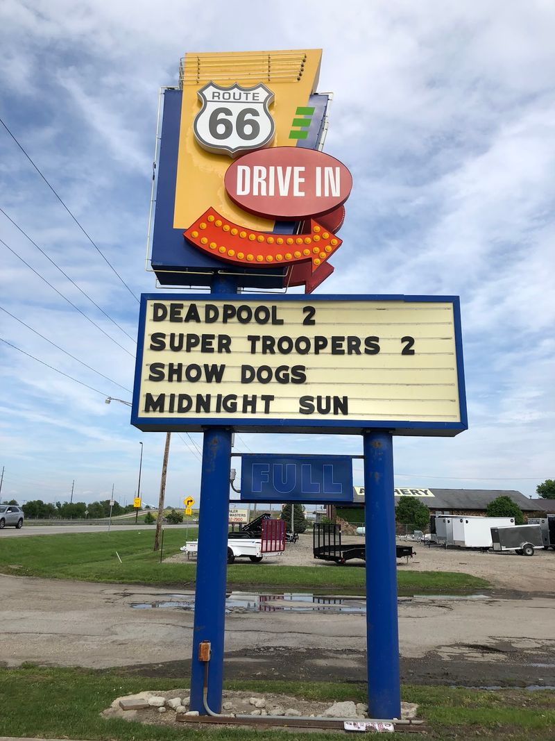 Route 66 Drive-In (Springfield) Route 66 Drive-In (Springfield)