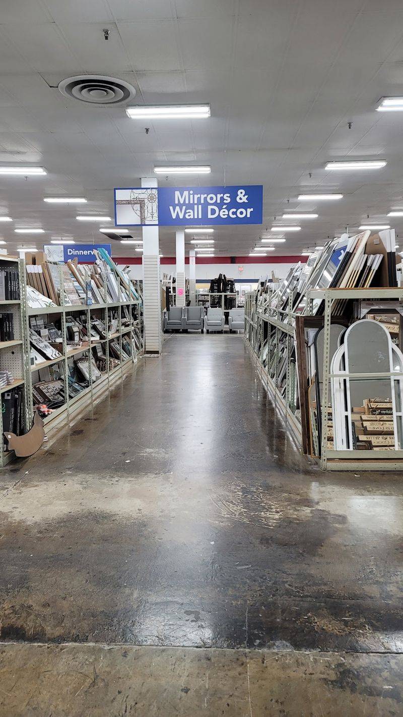 Rugs, Frames, and Wall Decor Galore Rugs, Frames, and Wall Decor Galore