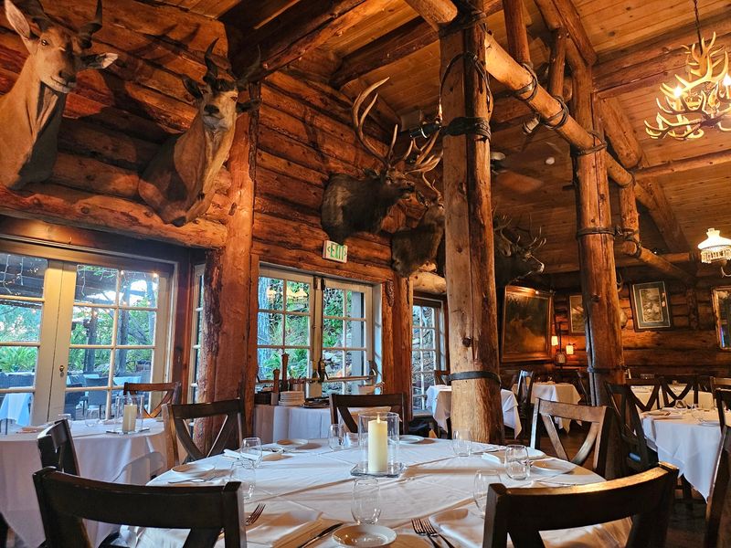 Saddle Peak Lodge, Calabasas, California Saddle Peak Lodge, Calabasas, California