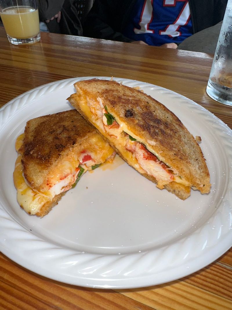 Sandwiches Worth Building a Lunch Around Sandwiches Worth Building a Lunch Around