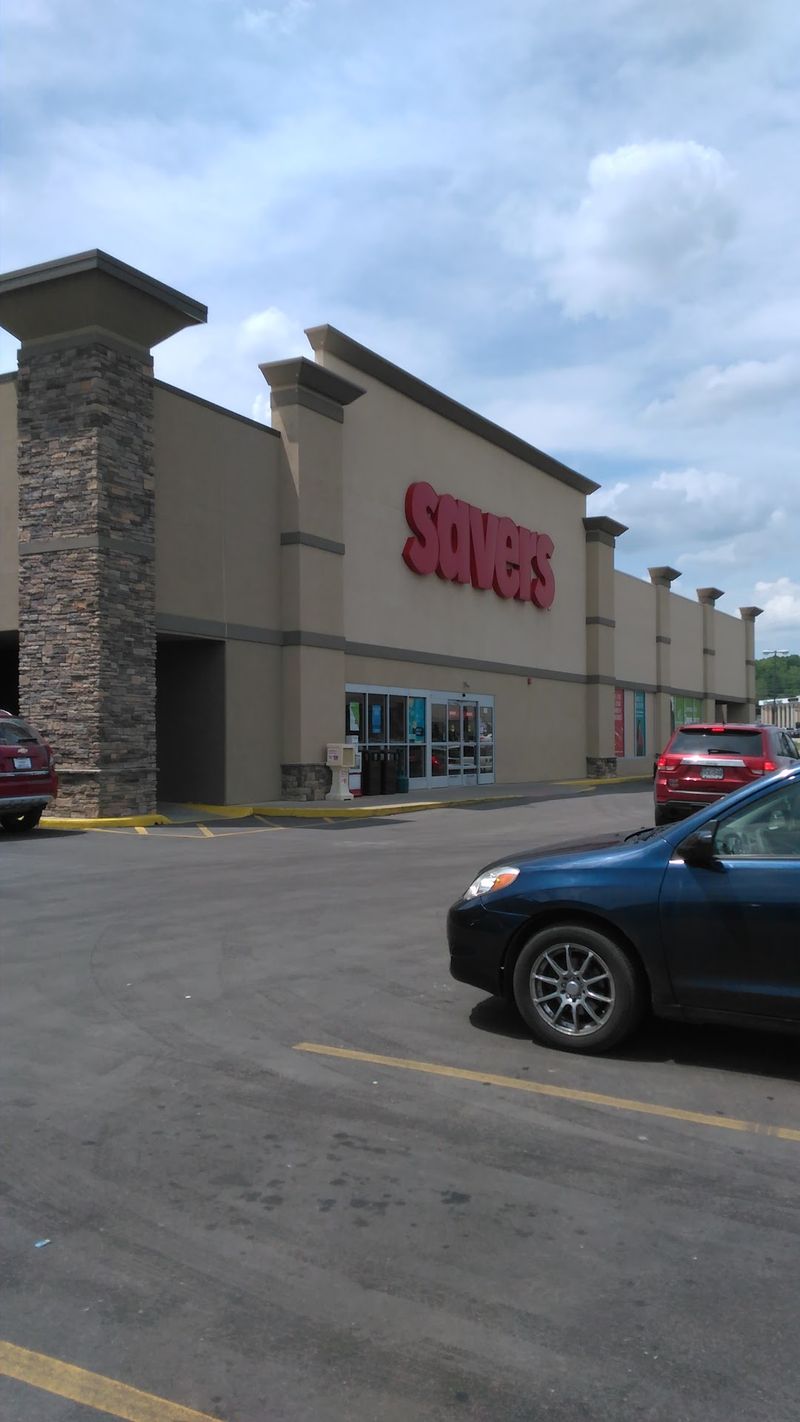 Savers, Liberty, Missouri