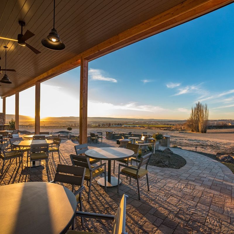 Sawtooth Winery & Tasting Room, Caldwell, Idaho Sawtooth Winery & Tasting Room, Caldwell, Idaho