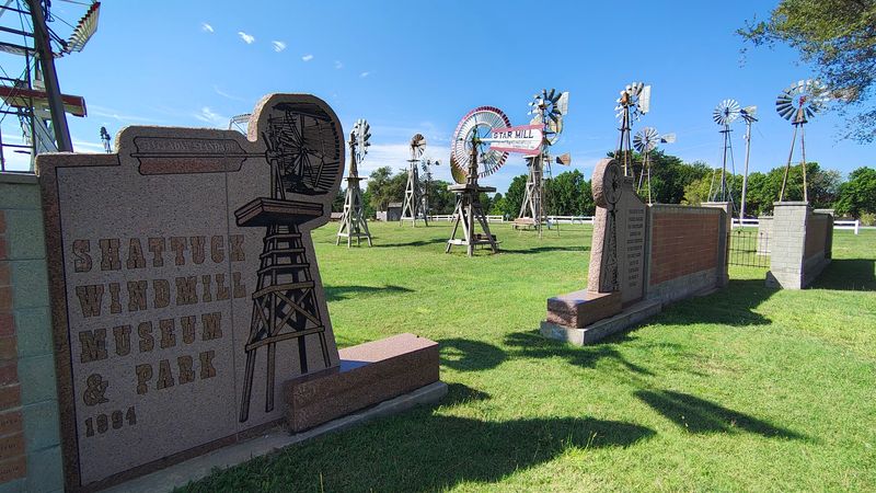 Scale and Variety of the Windmill Display