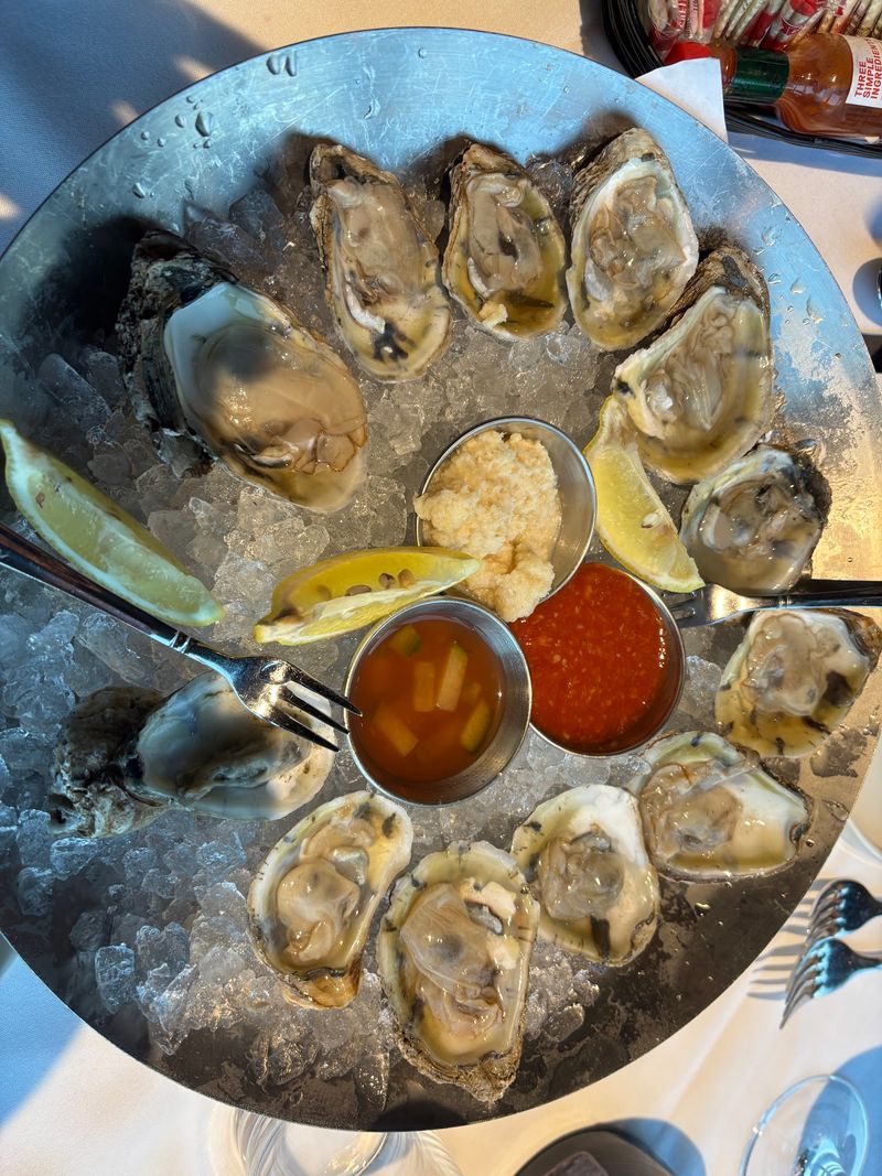 Seafood That Earns Its Own Spotlight Seafood That Earns Its Own Spotlight