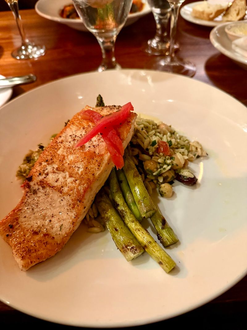 Seafood That Stands Out in a Landlocked State Seafood That Stands Out in a Landlocked State