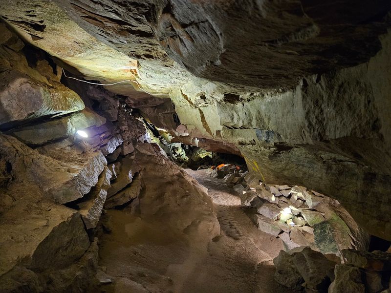 Seneca Caverns, Ohio, Bellevue