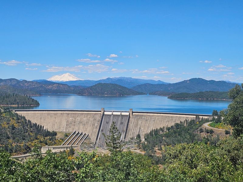 Shasta Dam, Shasta Lake, California Shasta Dam, Shasta Lake, California