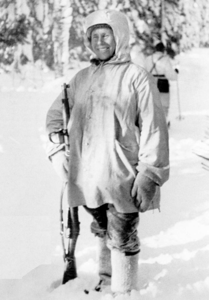 Simo Häyhä: The Quiet Farmer Who Became a Deadly Sniper Simo Häyhä: The Quiet Farmer Who Became a Deadly Sniper