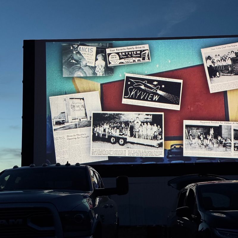 Skyview Drive-In (Belleville) Skyview Drive-In (Belleville)