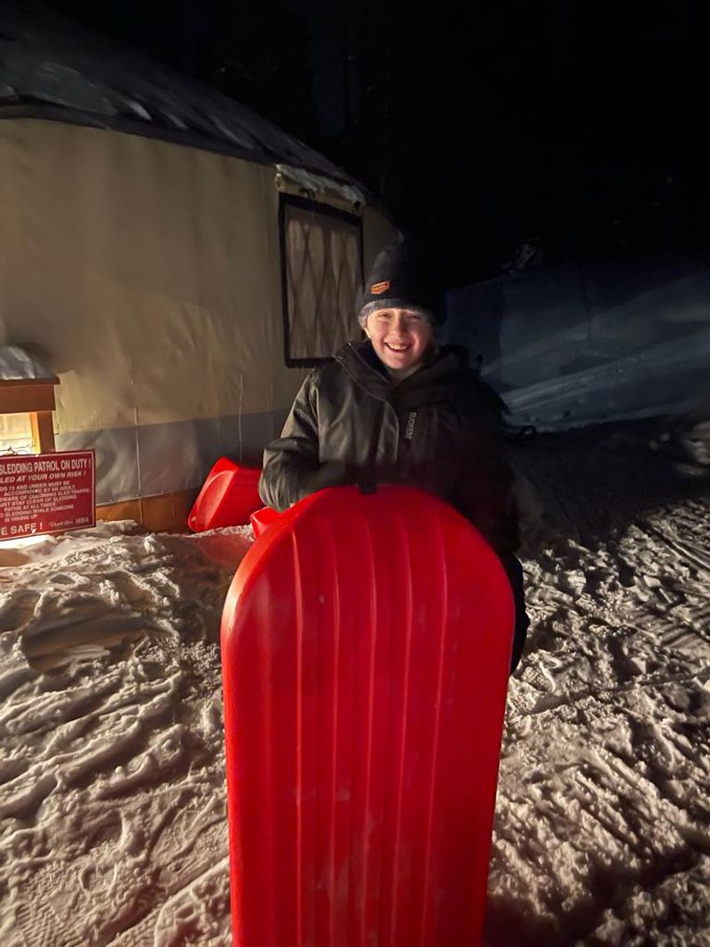 Sledding and Stargazing Between Courses Sledding and Stargazing Between Courses