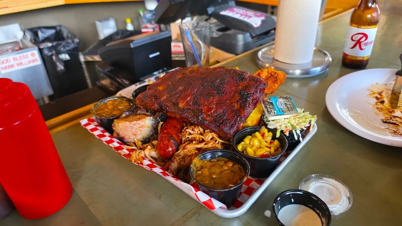 Slow-Smoked Meats Worth the Drive Slow-Smoked Meats Worth the Drive
