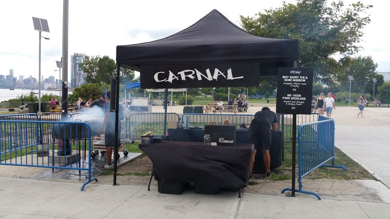Smorgasburg New York: The Outdoor Food Festival That Still Draws Crowds