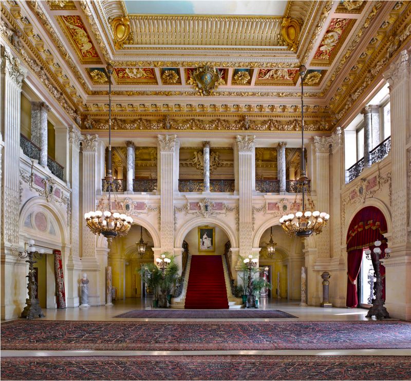 Stepping Into the Soaring Great Hall Stepping Into the Soaring Great Hall