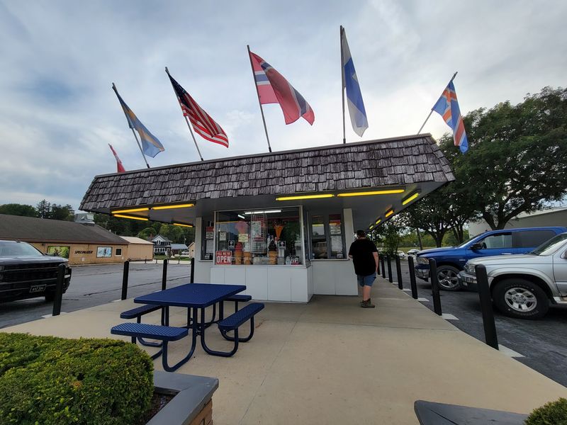 Summer Hours and the Best Times to Visit Summer Hours and the Best Times to Visit
