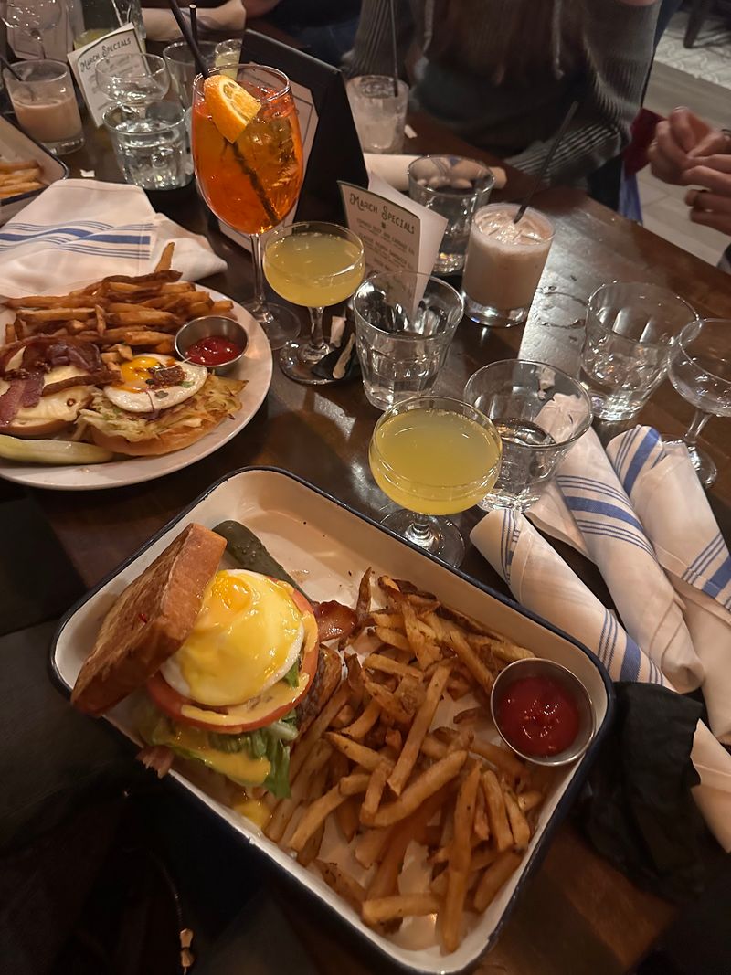 Sunday Brunch Energy Worth Setting the Alarm For Sunday Brunch Energy Worth Setting the Alarm For