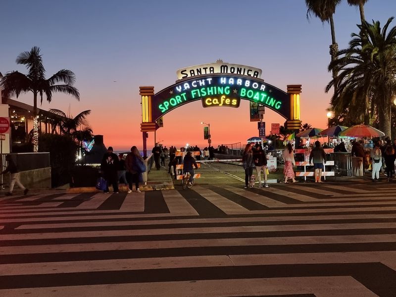 Sunsets That Paint the Pacific in Color
