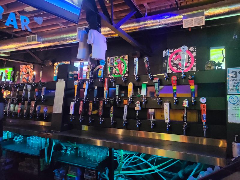 Tap Beer Selection That Goes Well Beyond the Basics