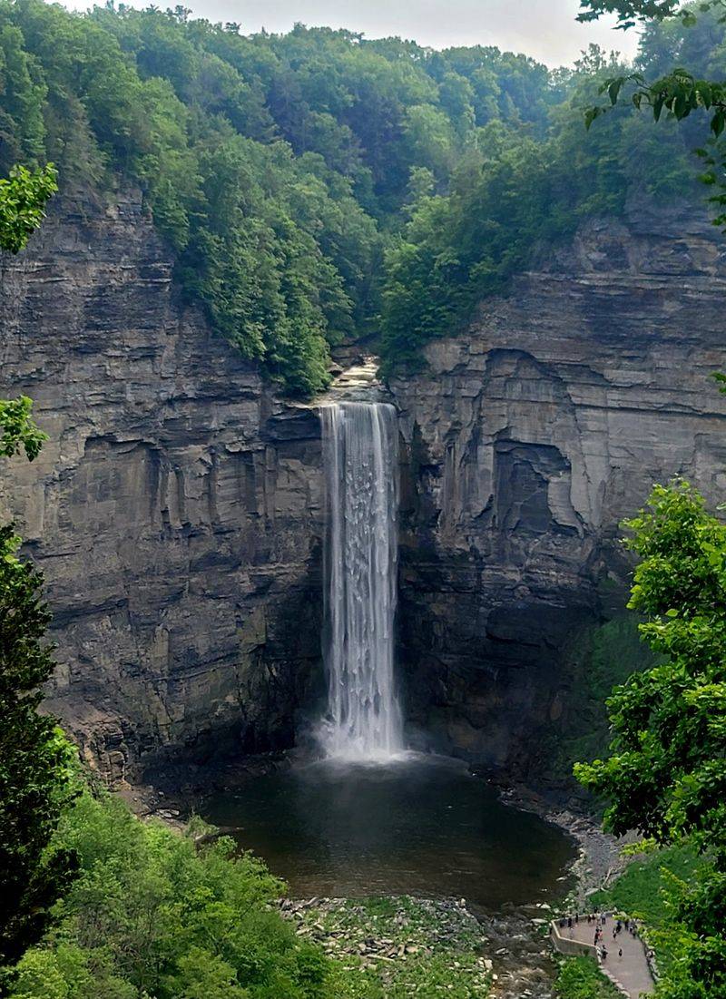 Taughannock Falls, Trumansburg, New York Taughannock Falls, Trumansburg, New York