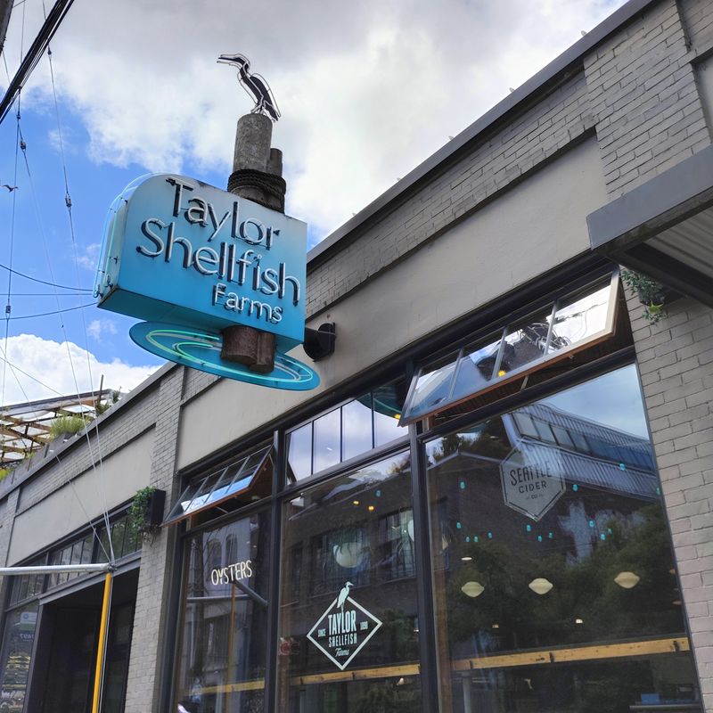 Taylor Shellfish Oyster Bar, Seattle, Washington Taylor Shellfish Oyster Bar, Seattle, Washington