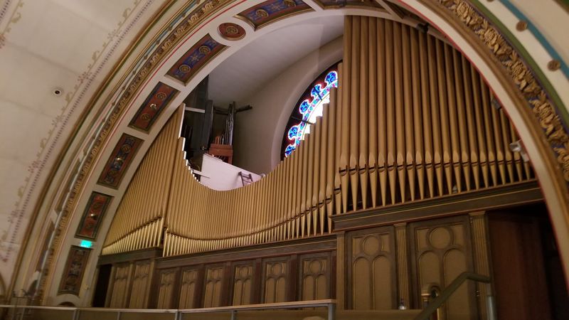 The 2,900-Pipe Organ and the Cathedral's Remarkable Acoustics The 2,900-Pipe Organ and the Cathedral's Remarkable Acoustics