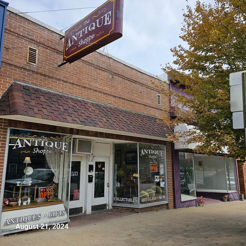 The Antique Shoppe, Nebraska City, Nebraska The Antique Shoppe, Nebraska City, Nebraska