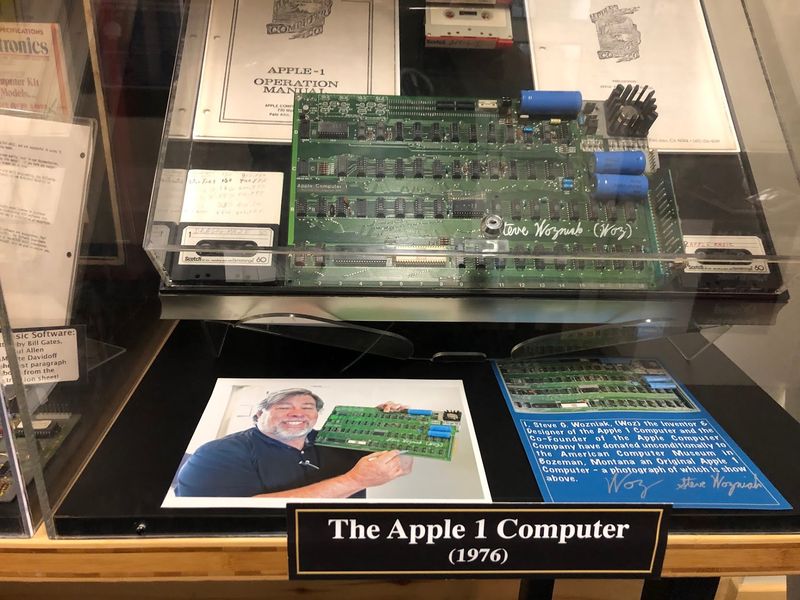 The Apple I That Steve Wozniak Signed Himself The Apple I That Steve Wozniak Signed Himself