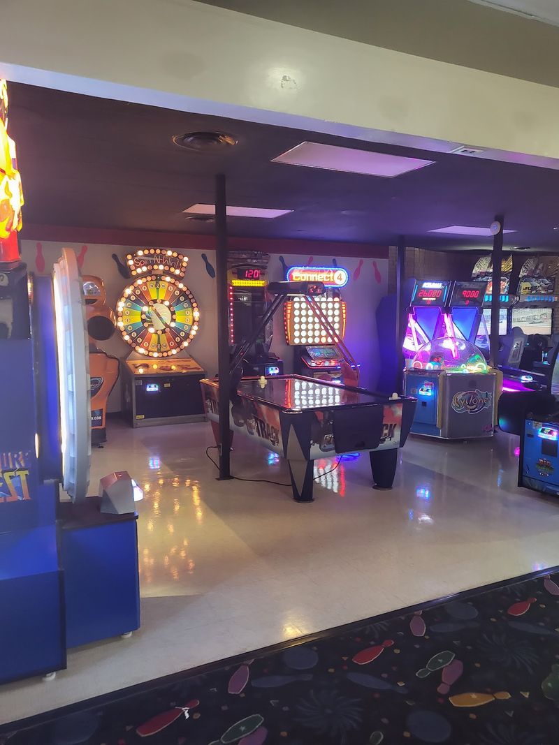 The Arcade and Pool Tables Keep Non-Bowlers Busy