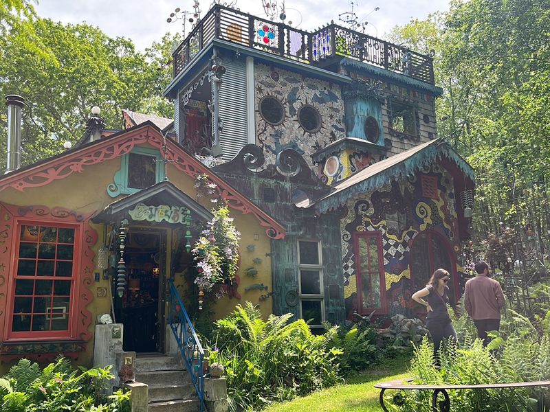 The Artist Home That Refuses To Sit Still