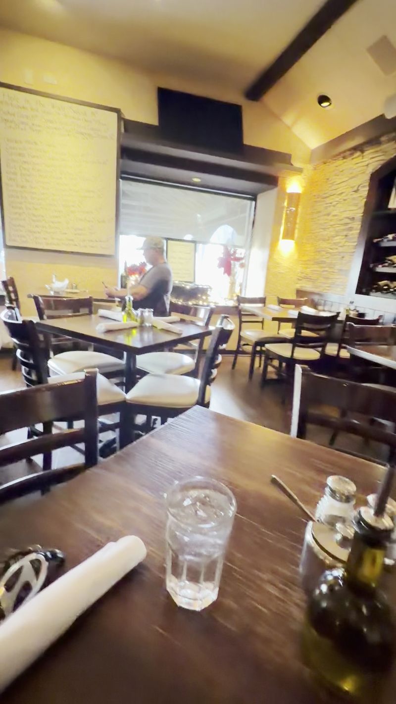 The Atmosphere Inside the Dining Room