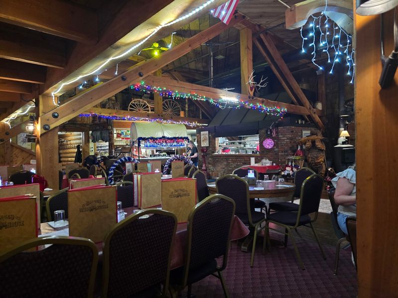 The Atmosphere That Keeps Guests Coming Back The Atmosphere That Keeps Guests Coming Back