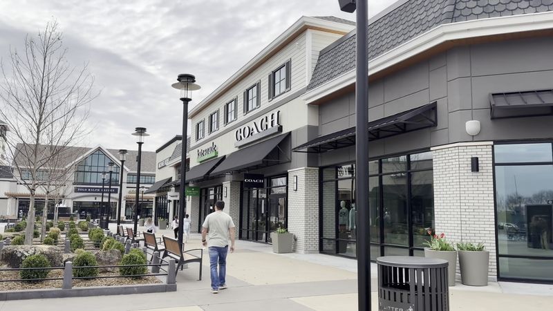 The Atmosphere That Sets It Apart From a Standard Mall