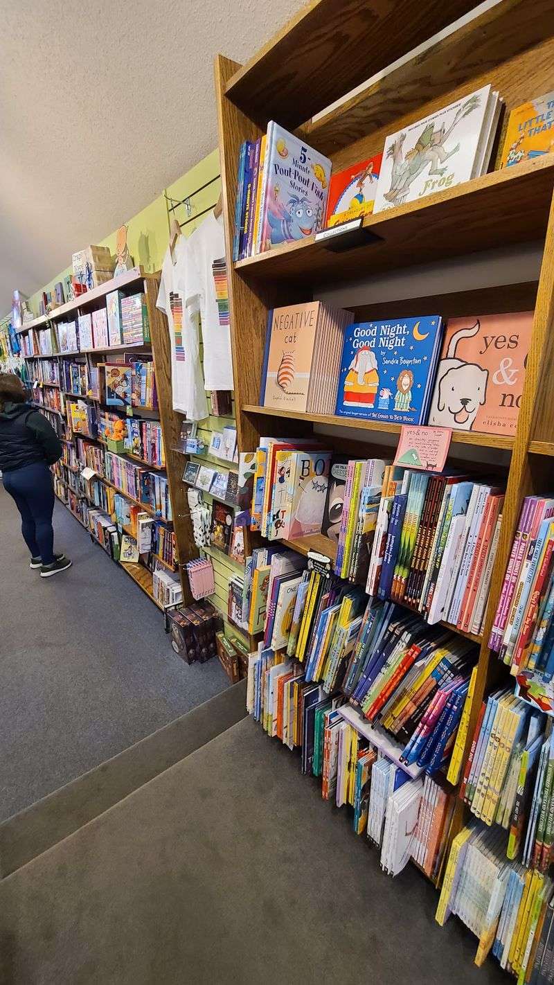The Bargain Basement That Shoppers Love The Bargain Basement That Shoppers Love