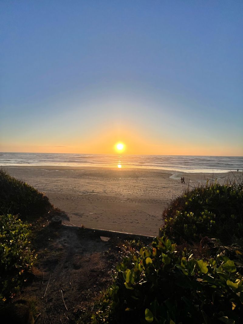 The Beach Access That Makes It Special The Beach Access That Makes It Special