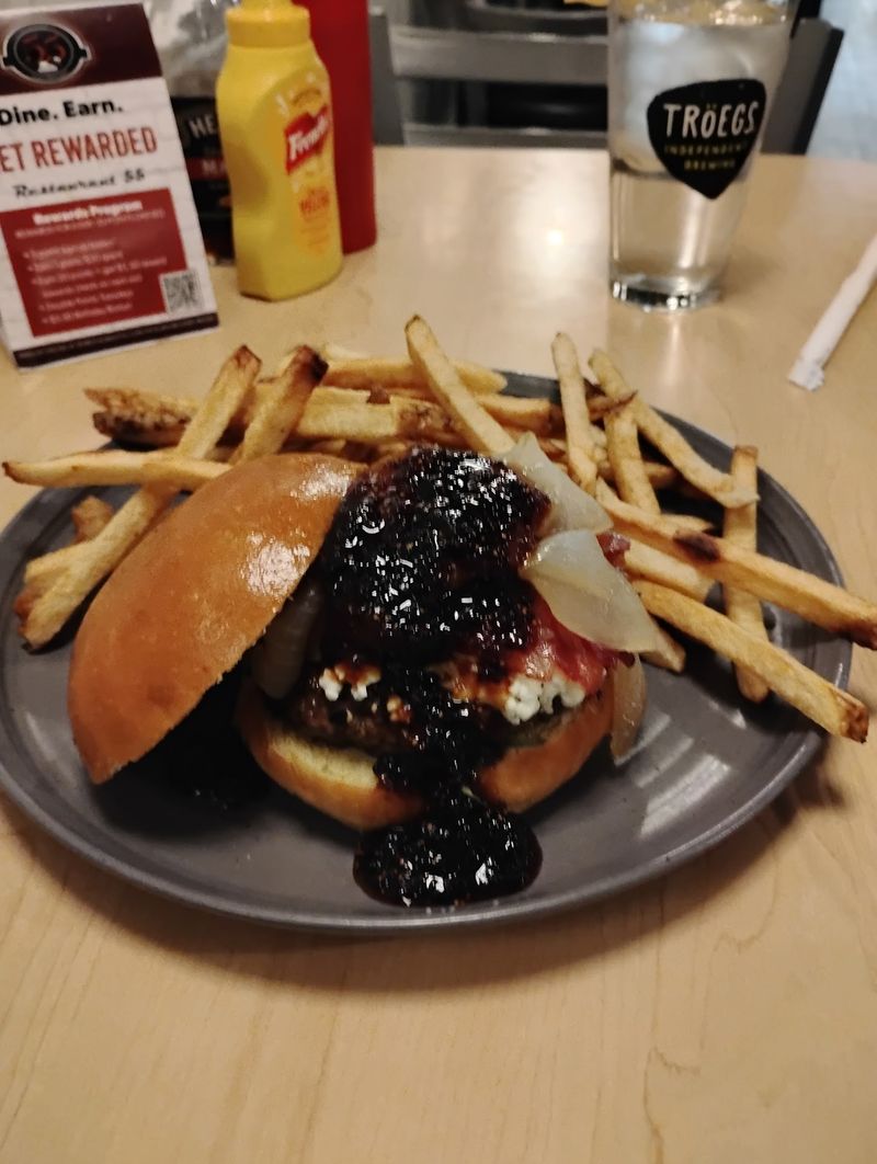 The Burger Menu That Stops You Mid-Sentence The Burger Menu That Stops You Mid-Sentence