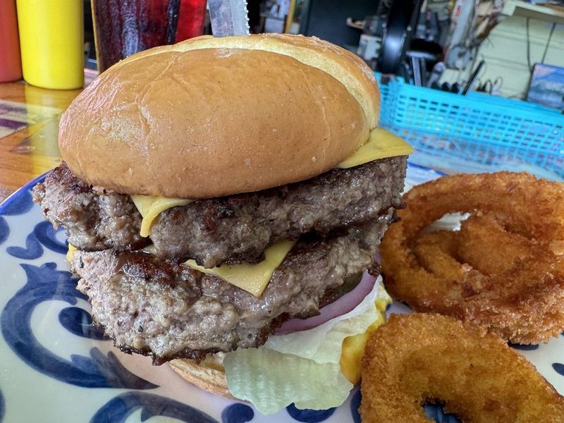 The Burger That Built the Reputation The Burger That Built the Reputation