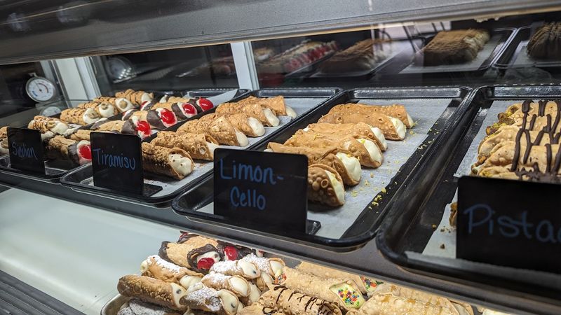 The Cannoli Case: A Flavor Lineup Worth the Drive The Cannoli Case: A Flavor Lineup Worth the Drive