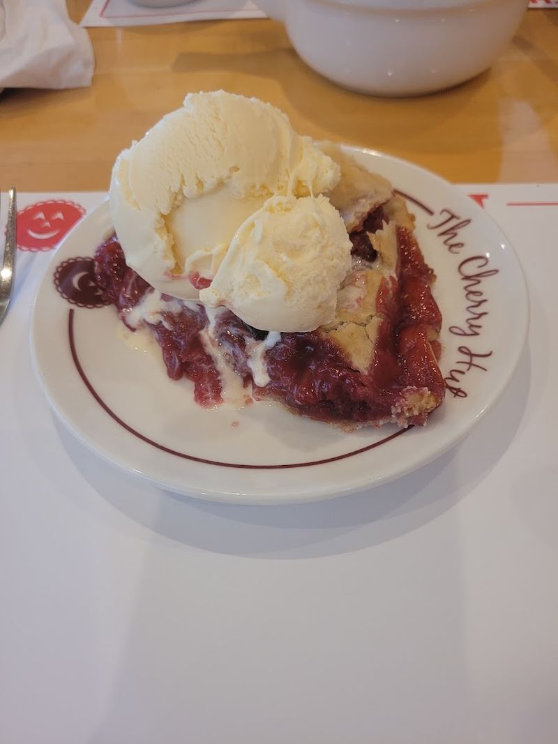 The Cherry Pie That People Drive Hours to Taste The Cherry Pie That People Drive Hours to Taste