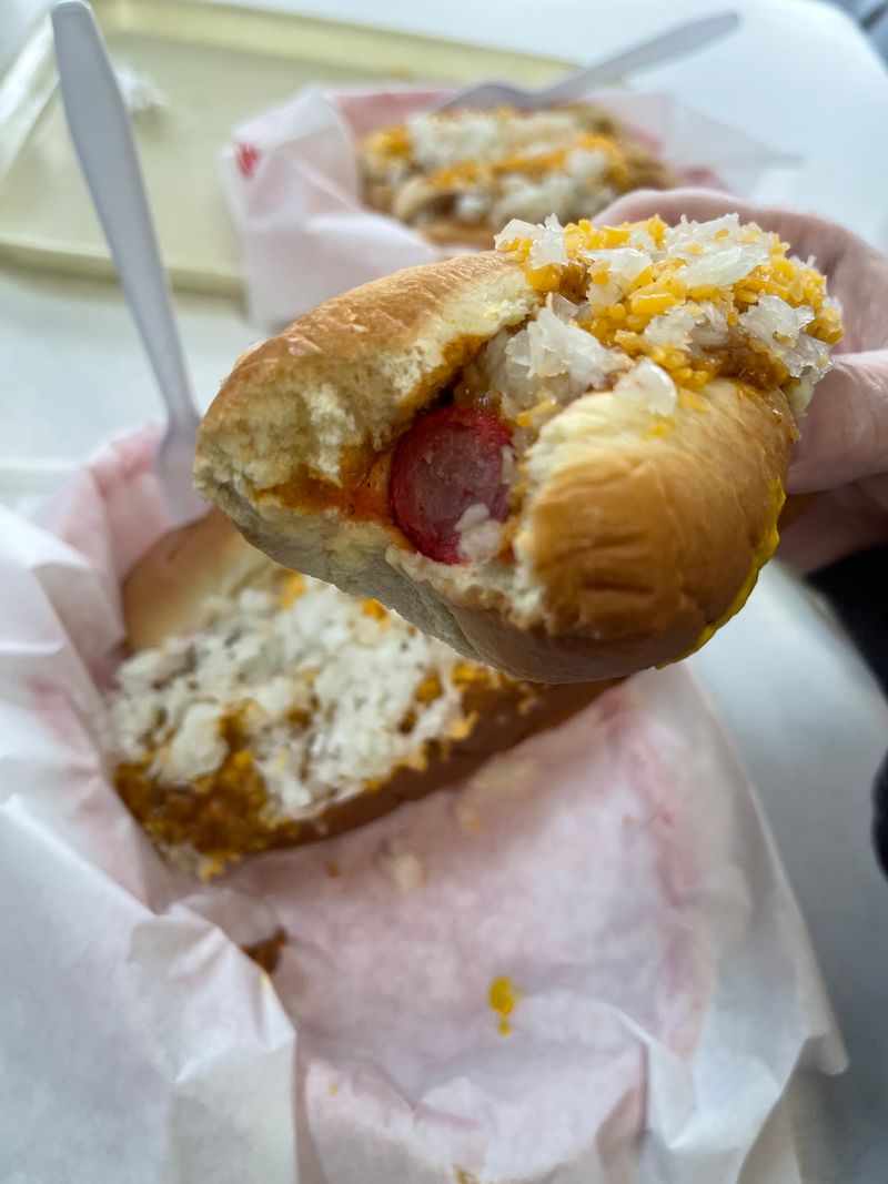 The Chili Dog That Keeps People Coming Back The Chili Dog That Keeps People Coming Back